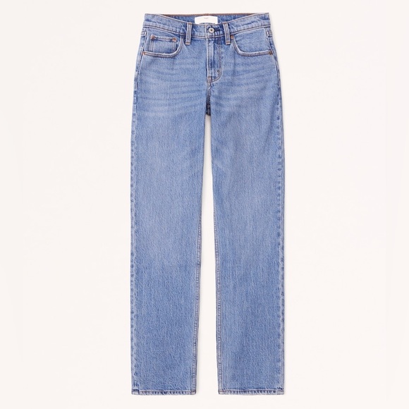 Mid Rise 90s Straight Jean - Picture 2 of 7